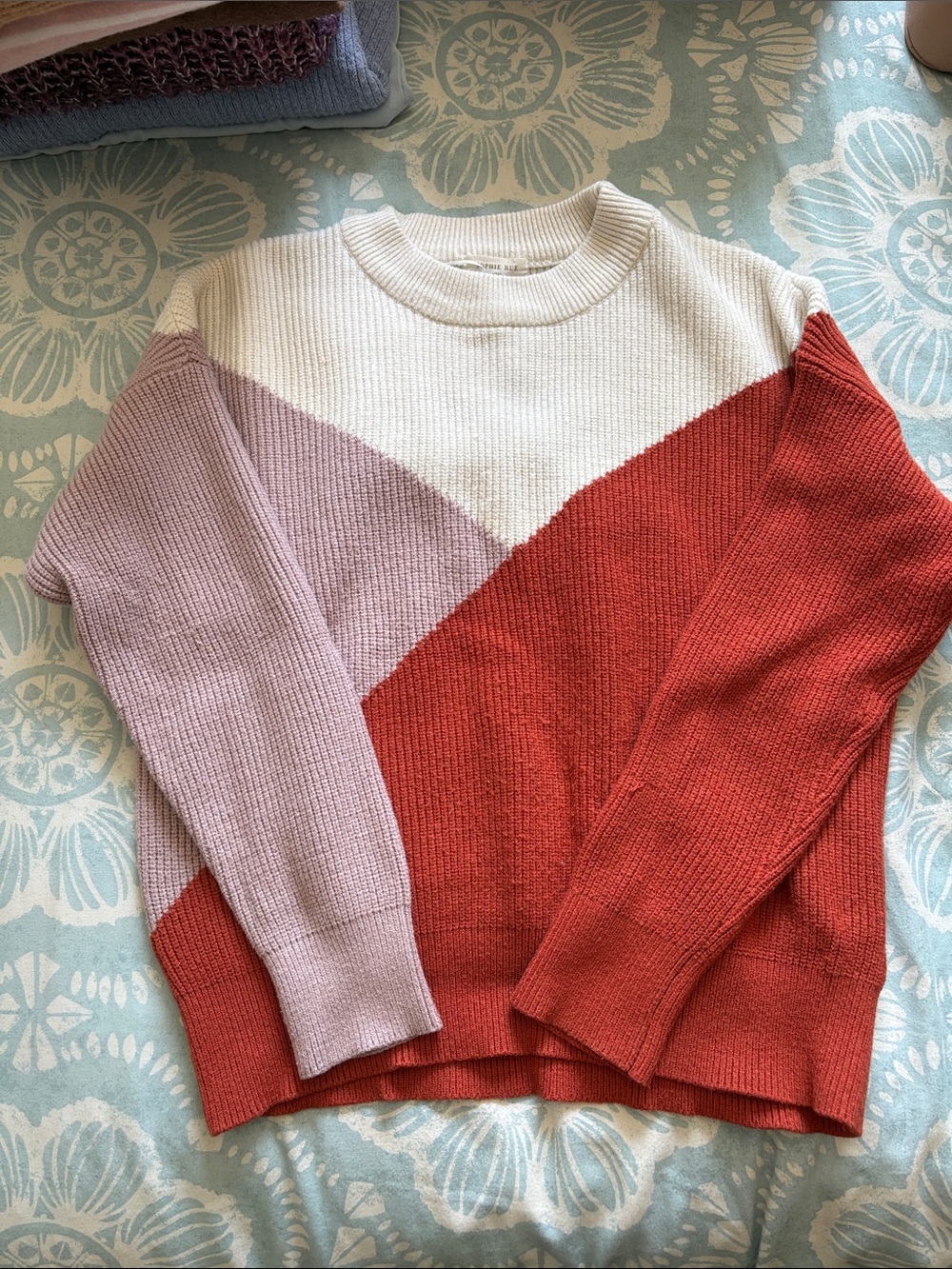 Sophie Rue Three-Tone Crewneck Sweater in White, Dusty Pink & Rust